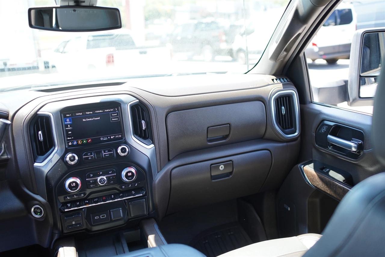 GMC Sierra 2500HD Denali Crew Cab 4WD SB 2022