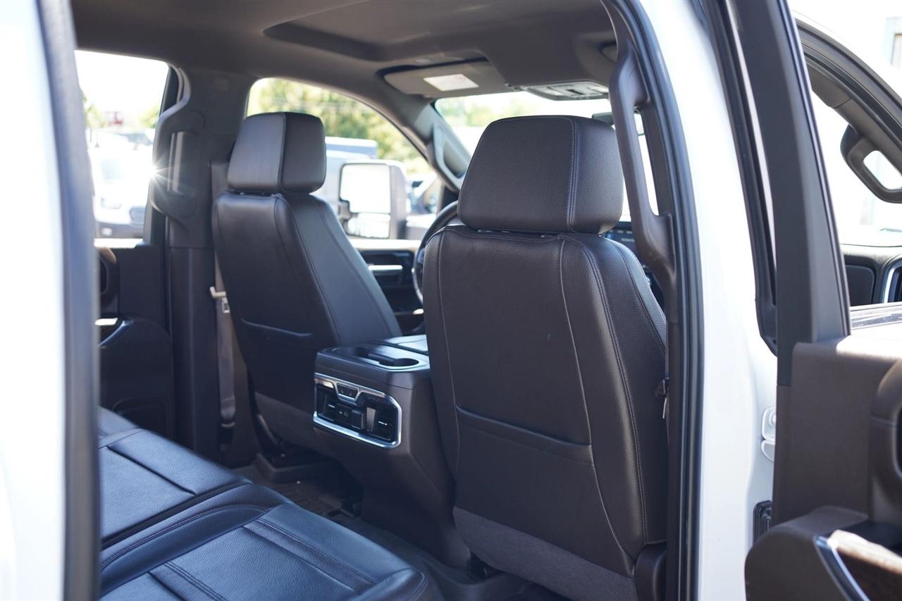 GMC Sierra 2500HD Denali Crew Cab 4WD SB 2022