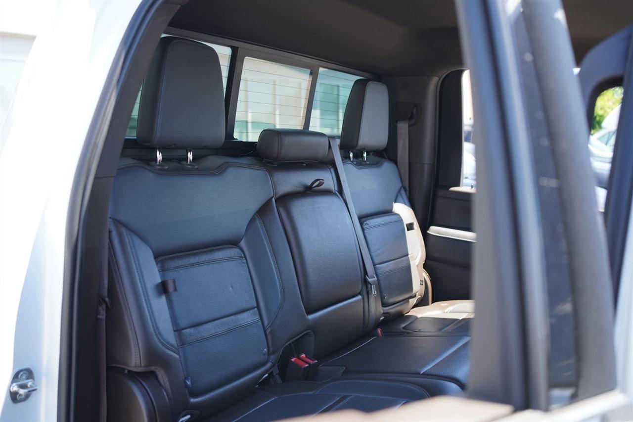 GMC Sierra 2500HD Denali Crew Cab 4WD SB 2022