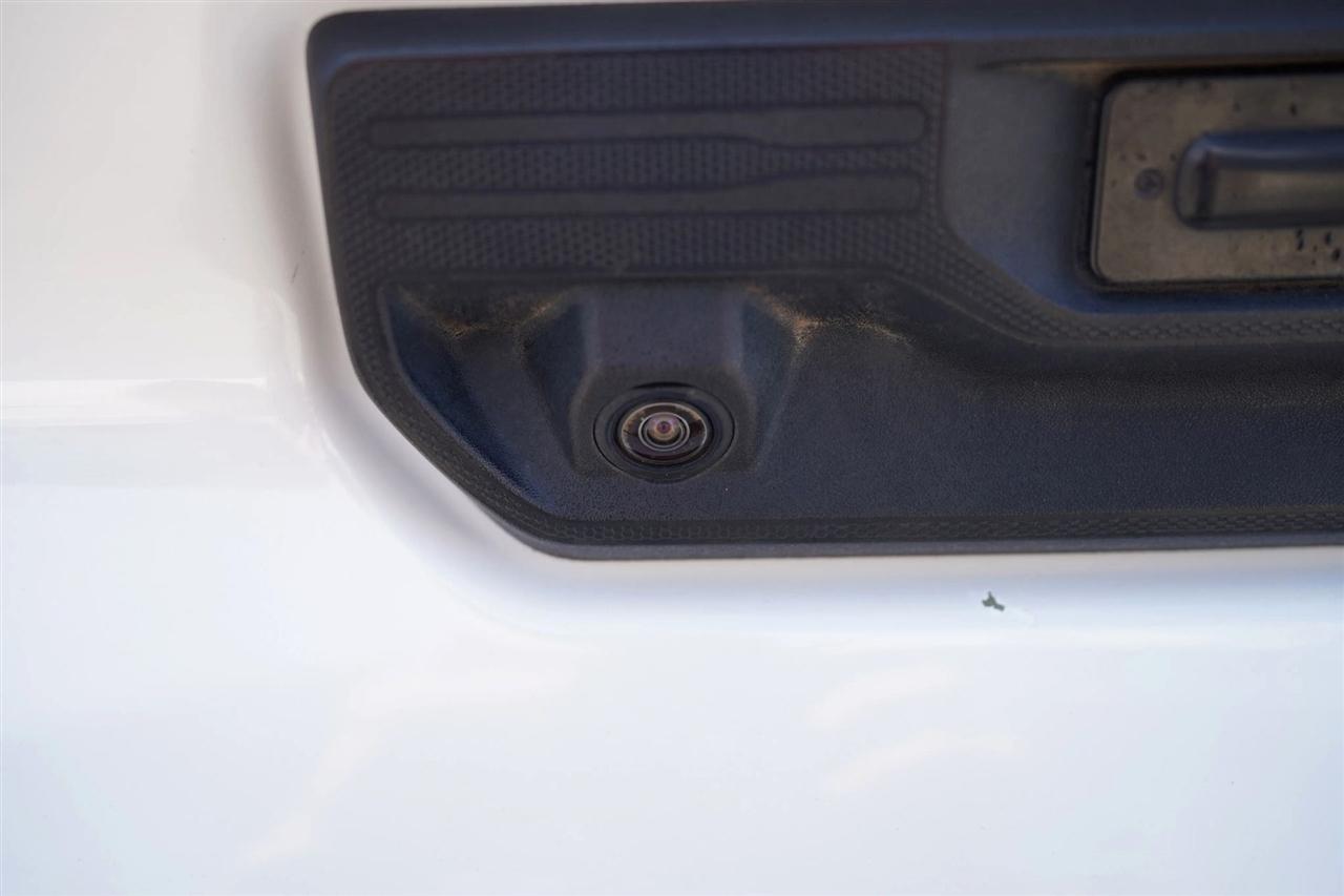 GMC Sierra 2500HD Denali Crew Cab 4WD SB 2022