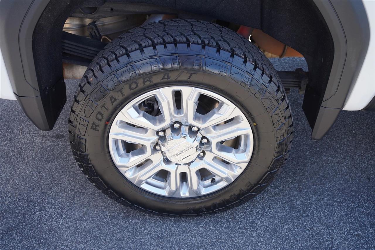 GMC Sierra 2500HD Denali Crew Cab 4WD SB 2022