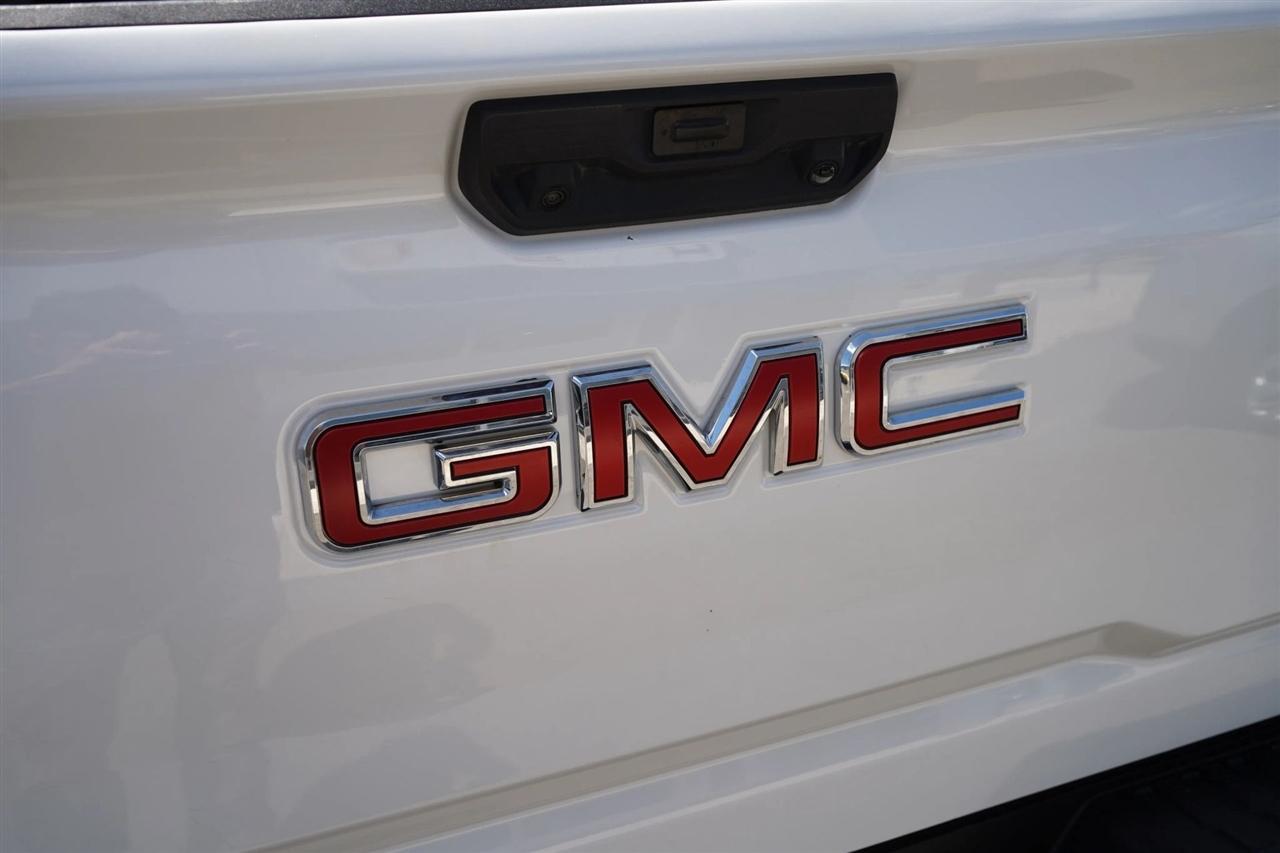 GMC Sierra 2500HD Denali Crew Cab 4WD SB 2022