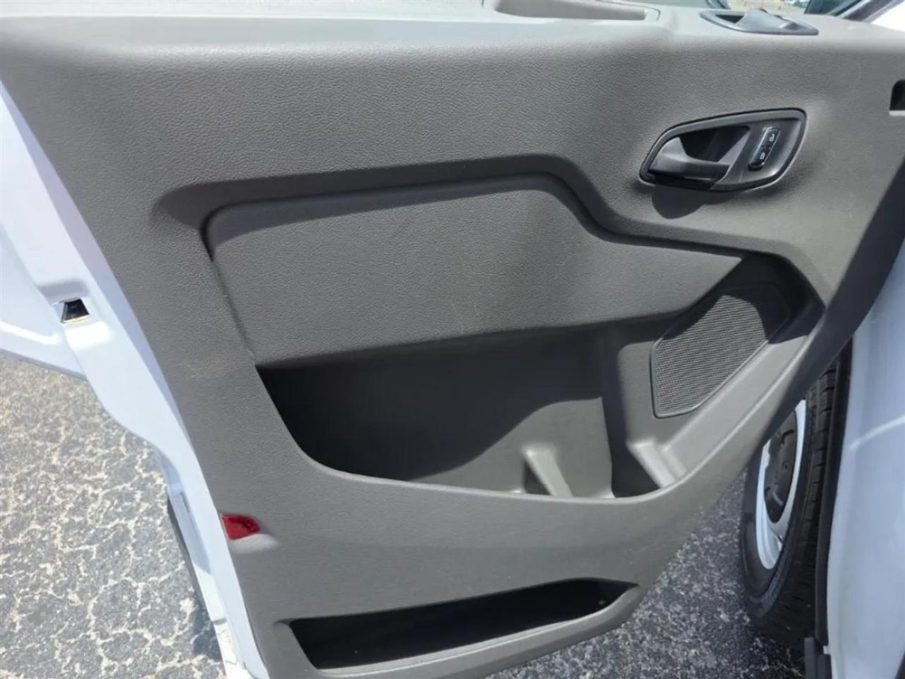 Ford Transit 350 Van High Roof w/Sliding Pass. 148-in. WB EL 2026