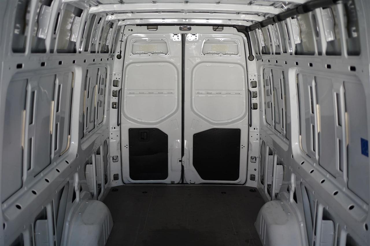 Mercedes-Benz Sprinter 2500 170-in. WB 2023