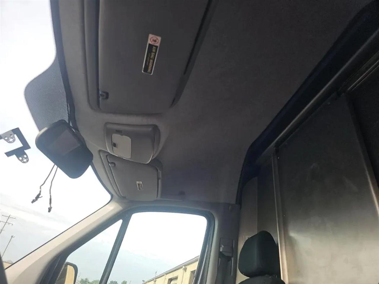 Mercedes-Benz Sprinter 2500 144-in. WB 2018