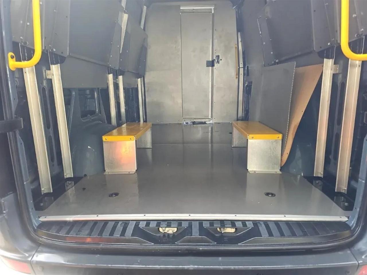 Mercedes-Benz Sprinter 2500 144-in. WB 2018