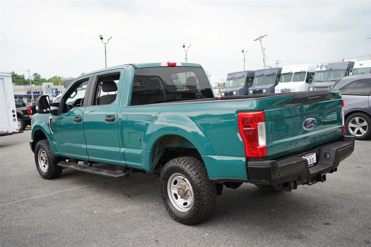 Ford F-250 SD XL Crew Cab 4WD 2019