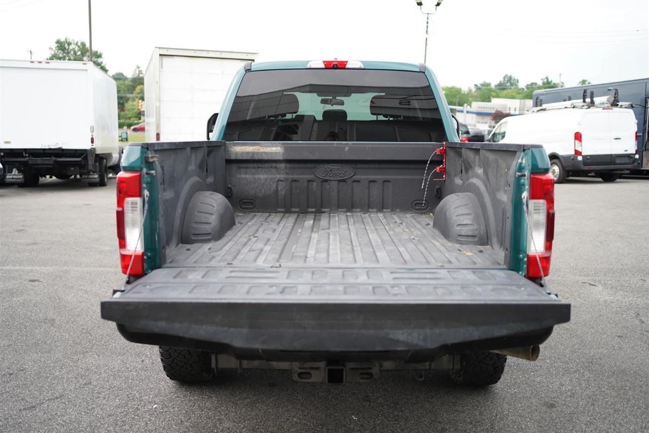 Ford F-250 SD XL Crew Cab 4WD 2019