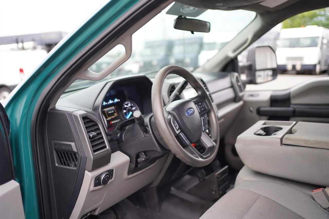 Ford F-250 SD XL Crew Cab 4WD 2019