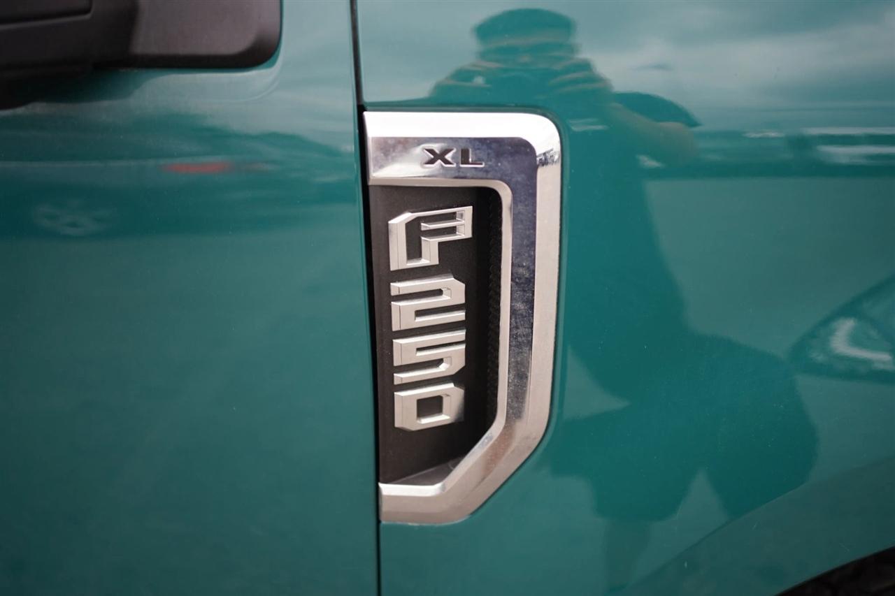 Ford F-250 SD XL Crew Cab 4WD 2019