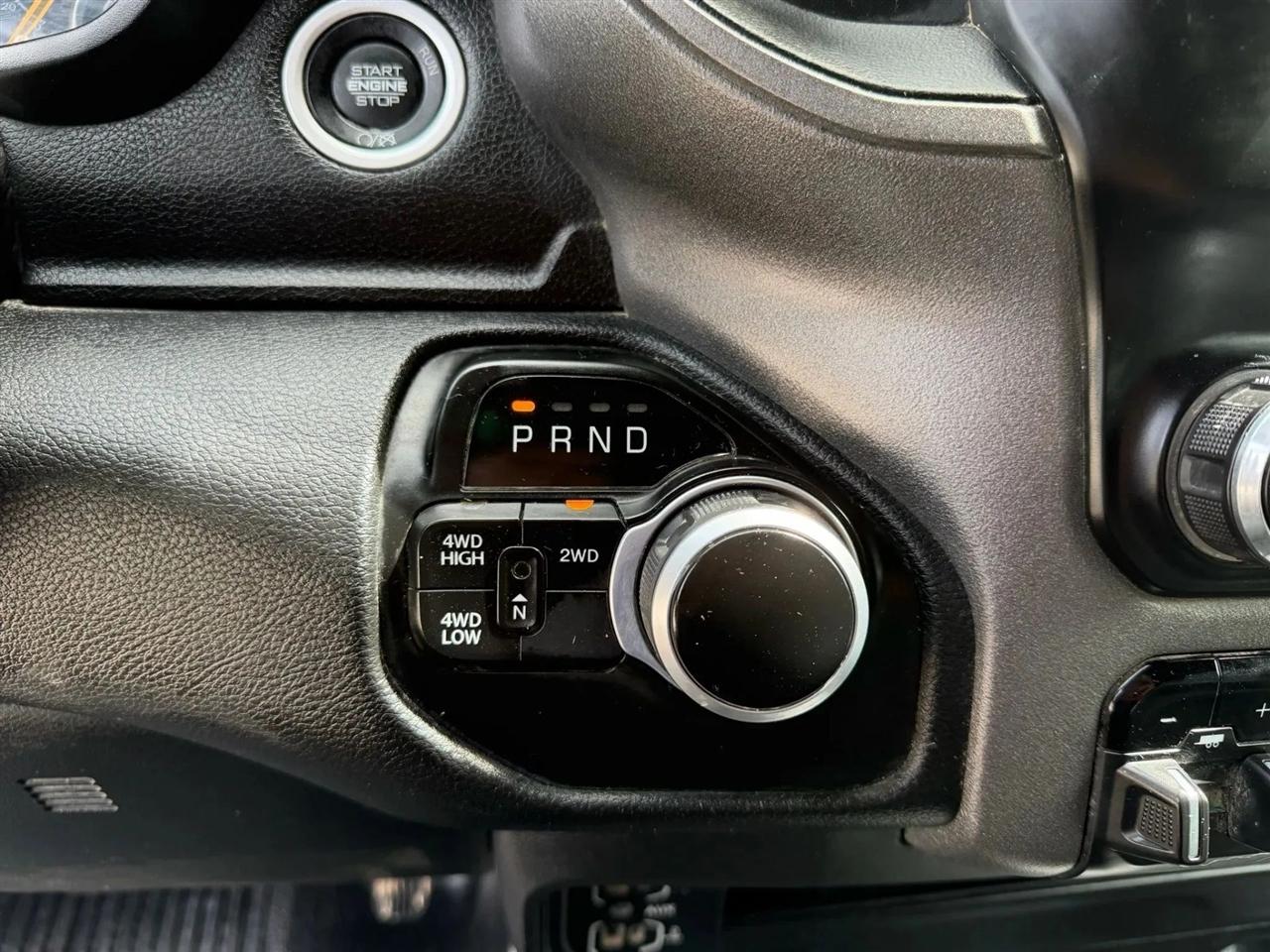 RAM 2500 Tradesman Crew Cab LWB 4WD 2022