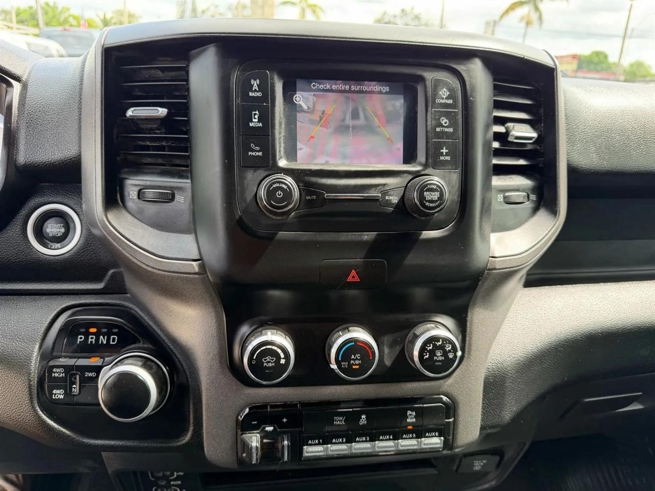 RAM 2500 Tradesman Crew Cab LWB 4WD 2022