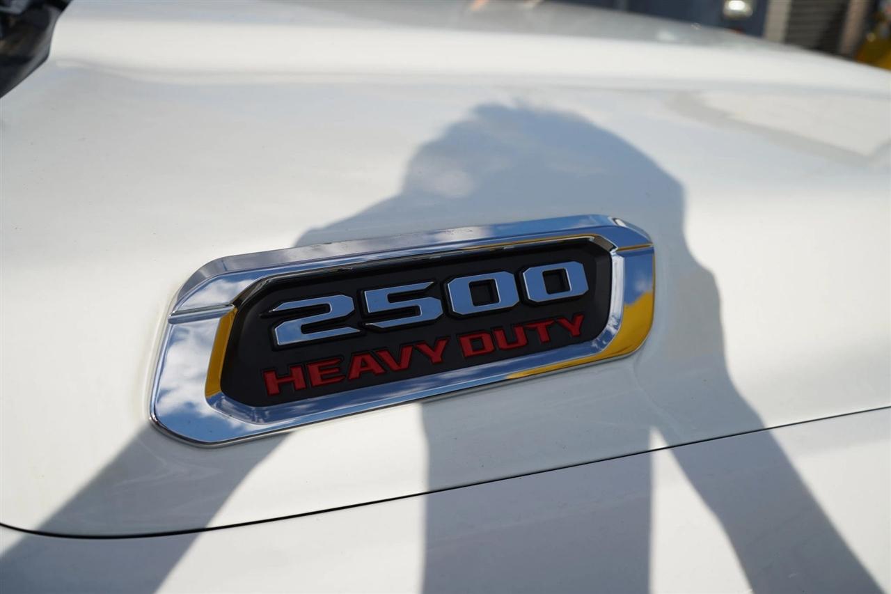 RAM 2500 Tradesman Crew Cab LWB 4WD 2022
