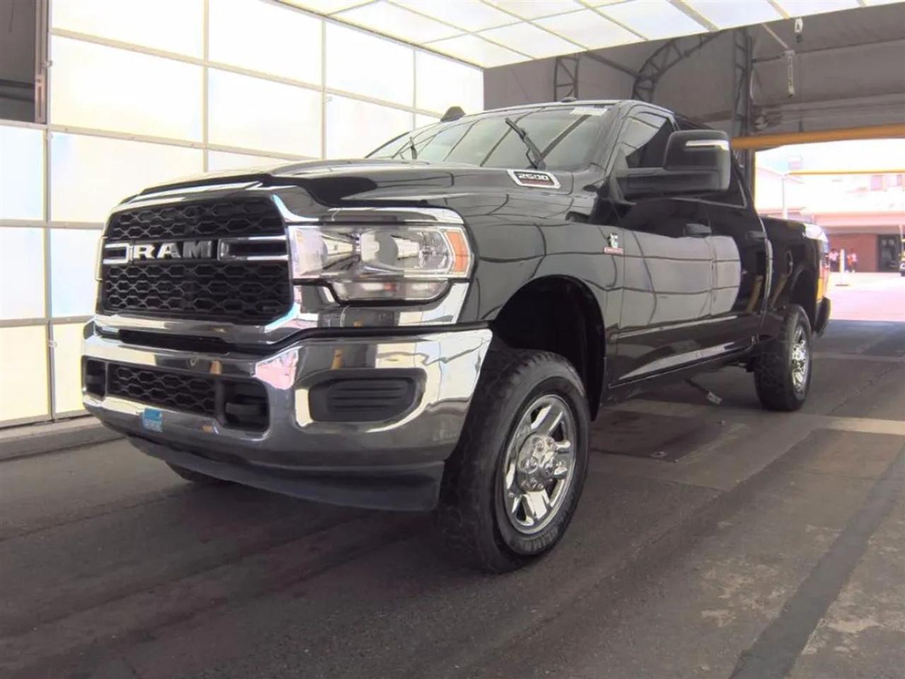 RAM 2500 Tradesman Crew Cab SWB 4WD 2023
