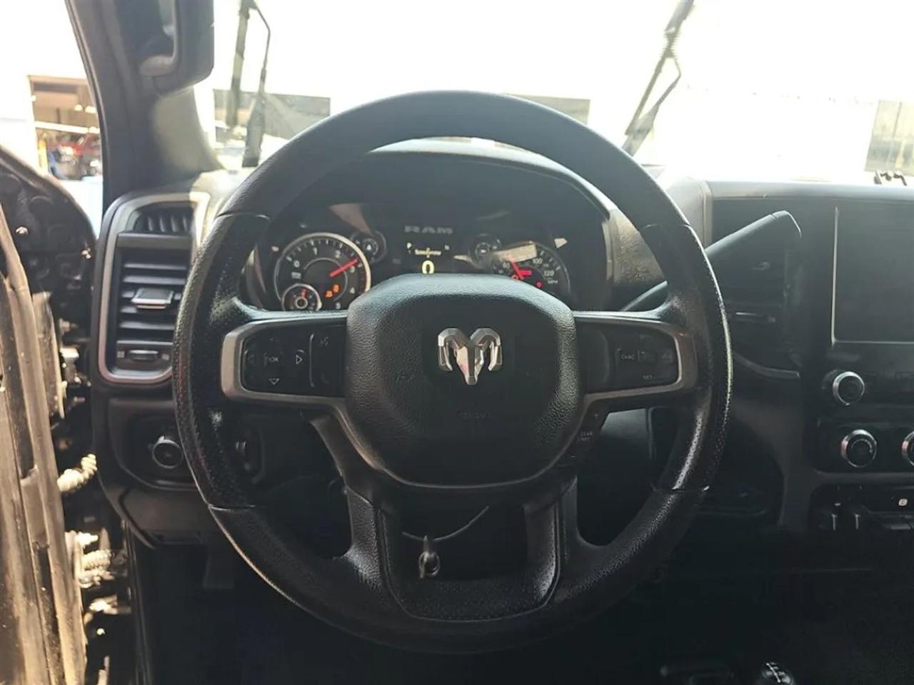 RAM 2500 Tradesman Crew Cab SWB 4WD 2023