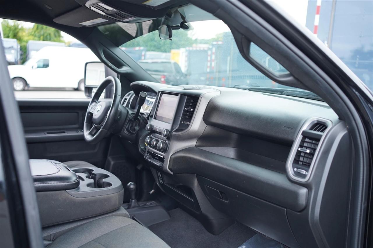 RAM 2500 Tradesman Crew Cab SWB 4WD 2023