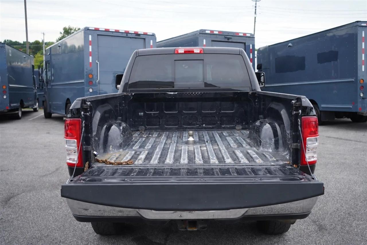 RAM 2500 Tradesman Crew Cab SWB 4WD 2023