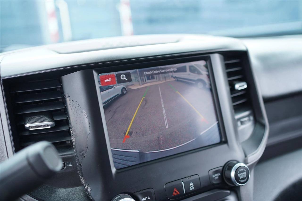 RAM 2500 Tradesman Crew Cab SWB 4WD 2023