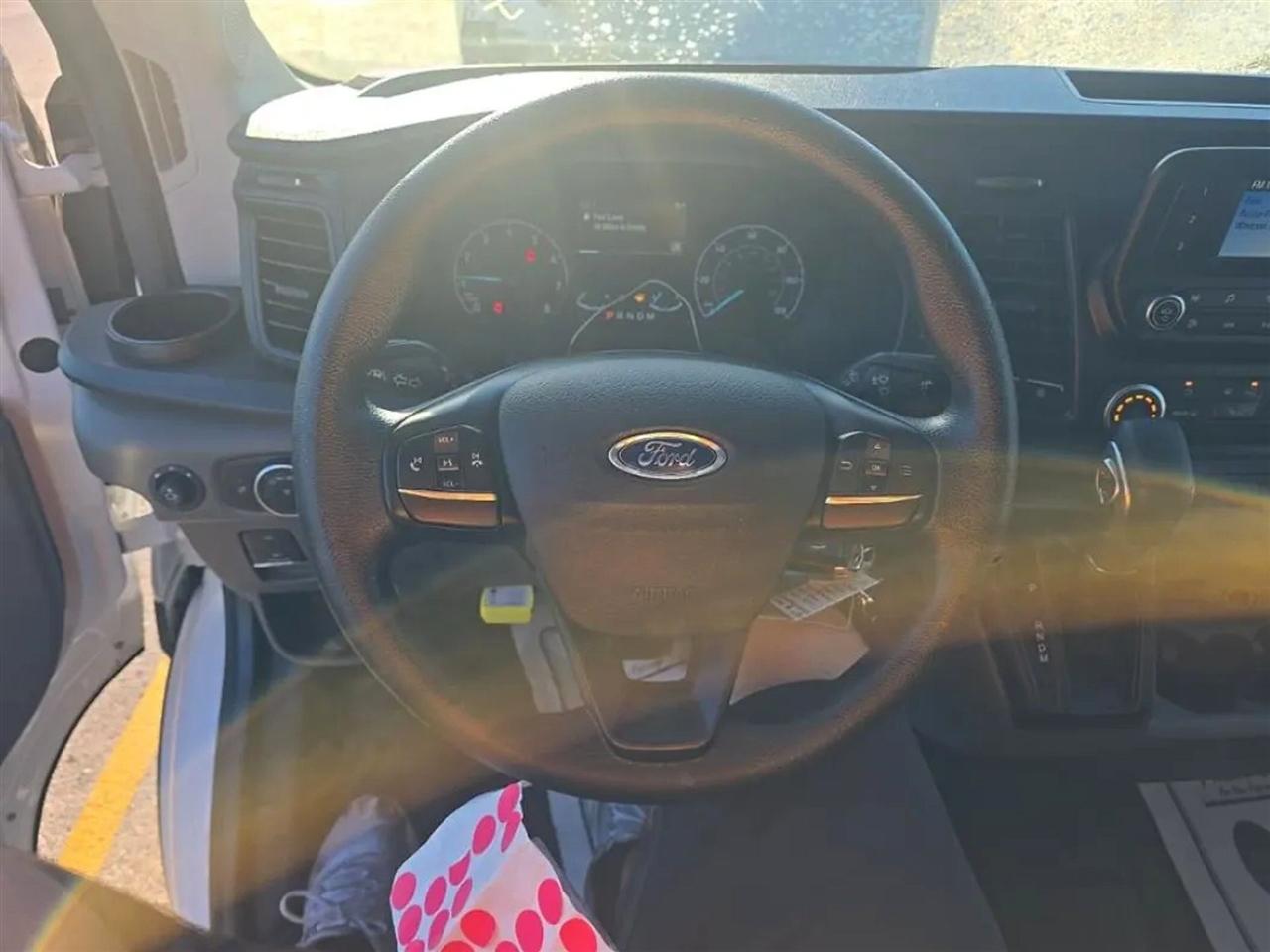 Ford Transit 350 Wagon Med. Roof XL w/Sliding Pass. 148-in. WB 2022