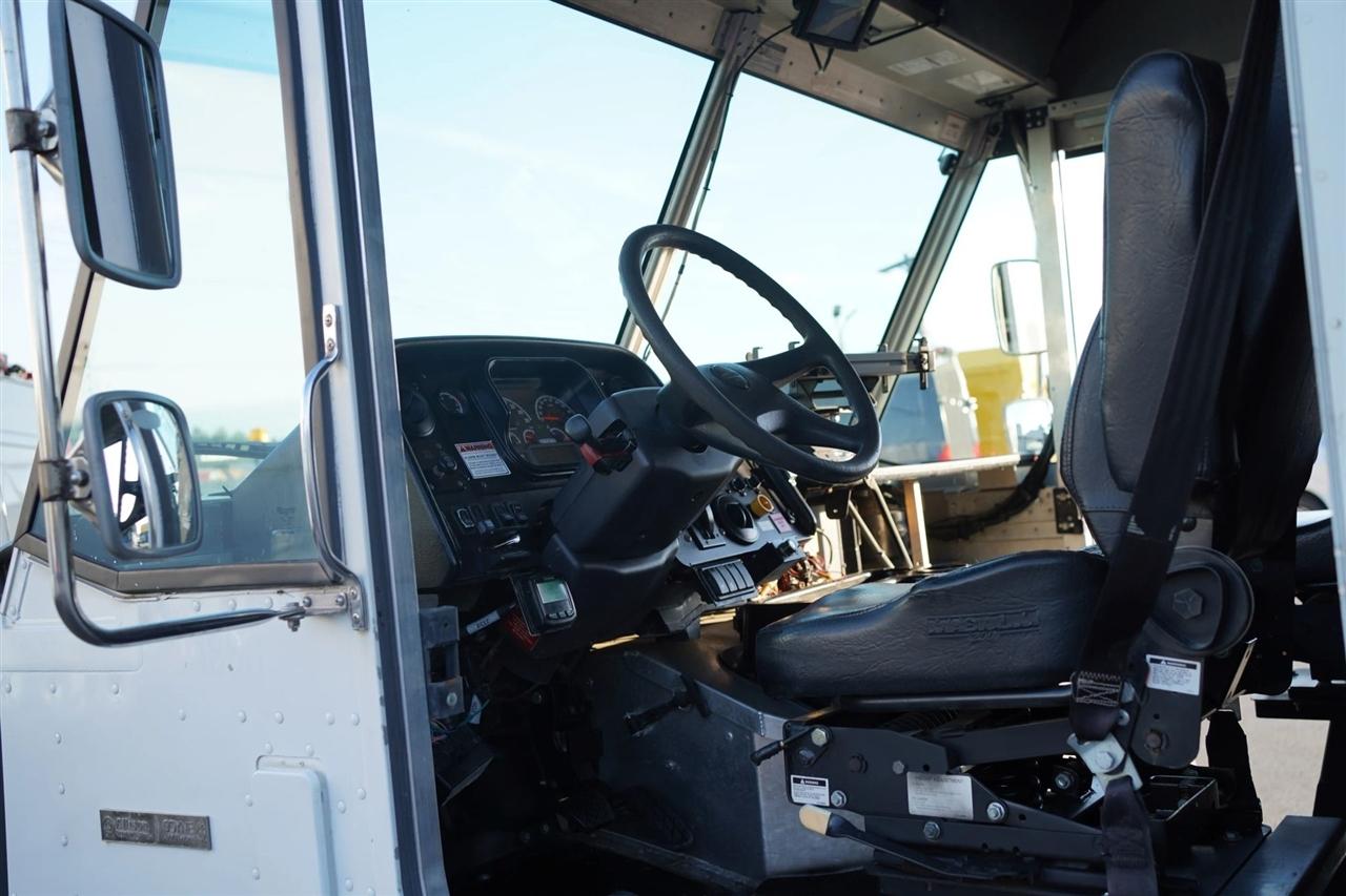 Freightliner MT55  2015