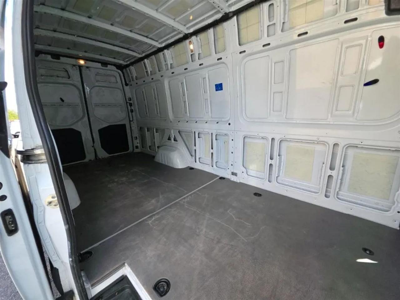 Mercedes-Benz Sprinter 2500 170-in. WB 2023