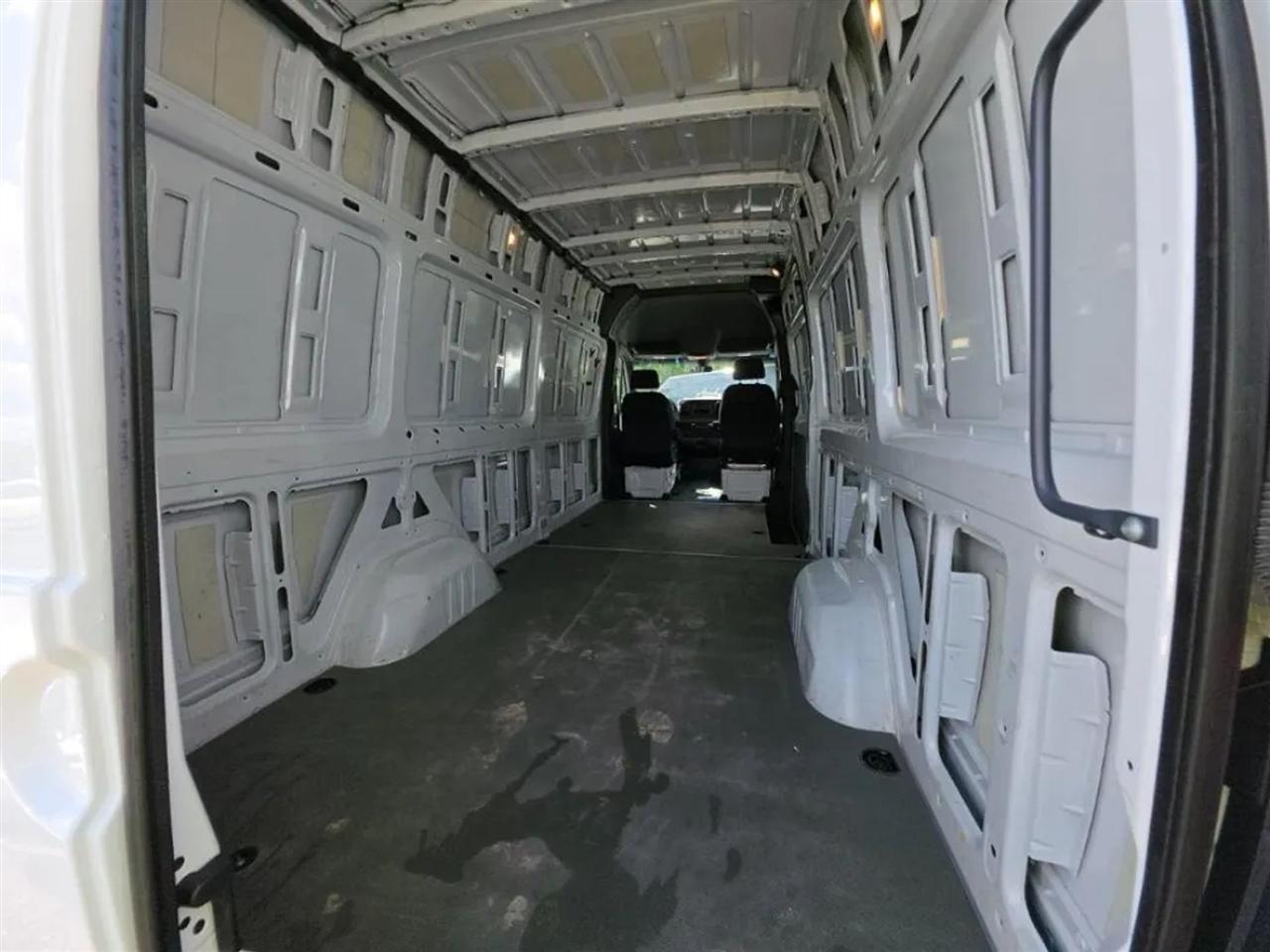 Mercedes-Benz Sprinter 2500 170-in. WB 2023