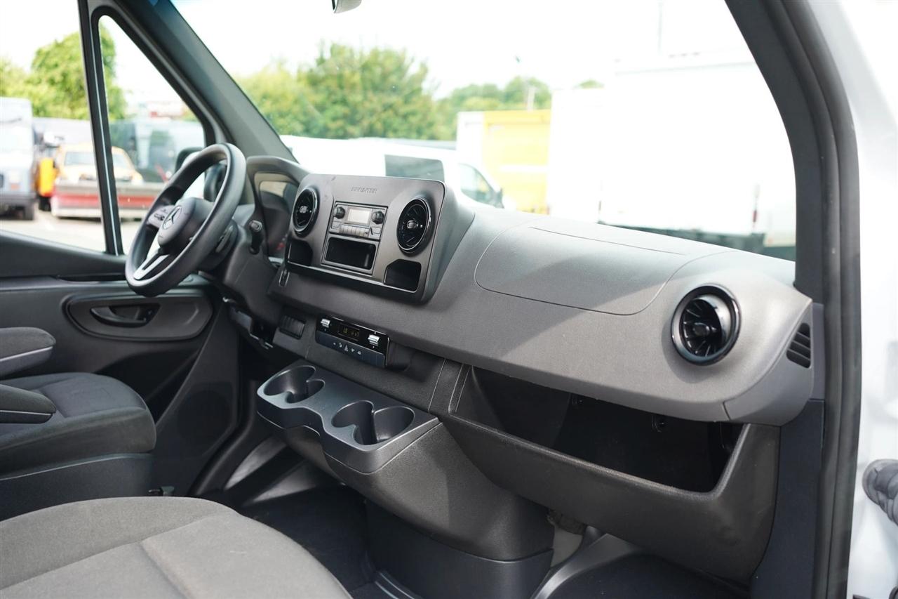 Mercedes-Benz Sprinter 2500 170-in. WB 2023