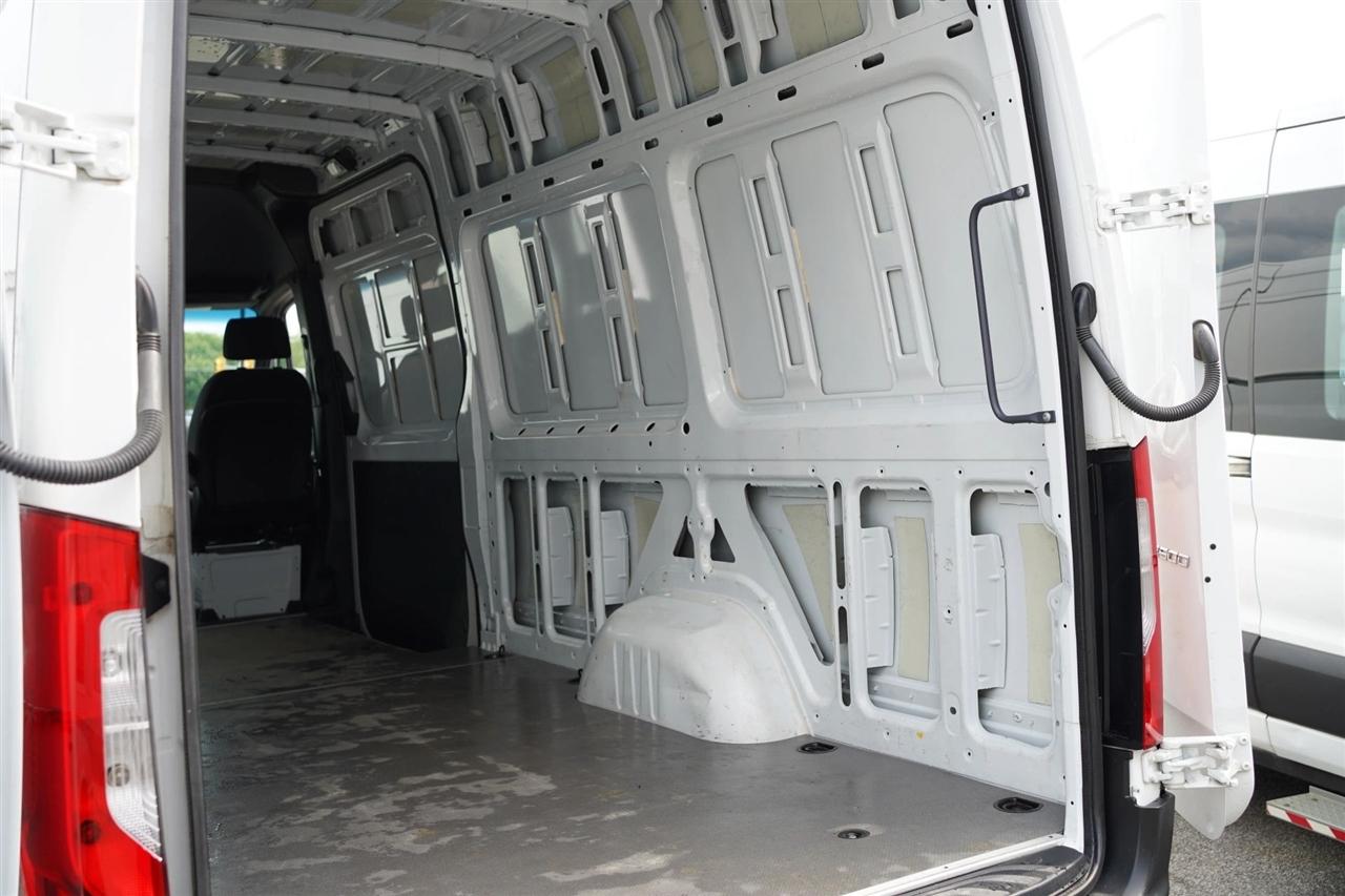 Mercedes-Benz Sprinter 2500 170-in. WB 2023