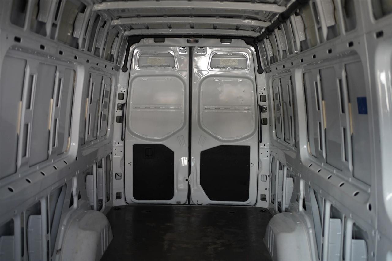Mercedes-Benz Sprinter 2500 170-in. WB 2023