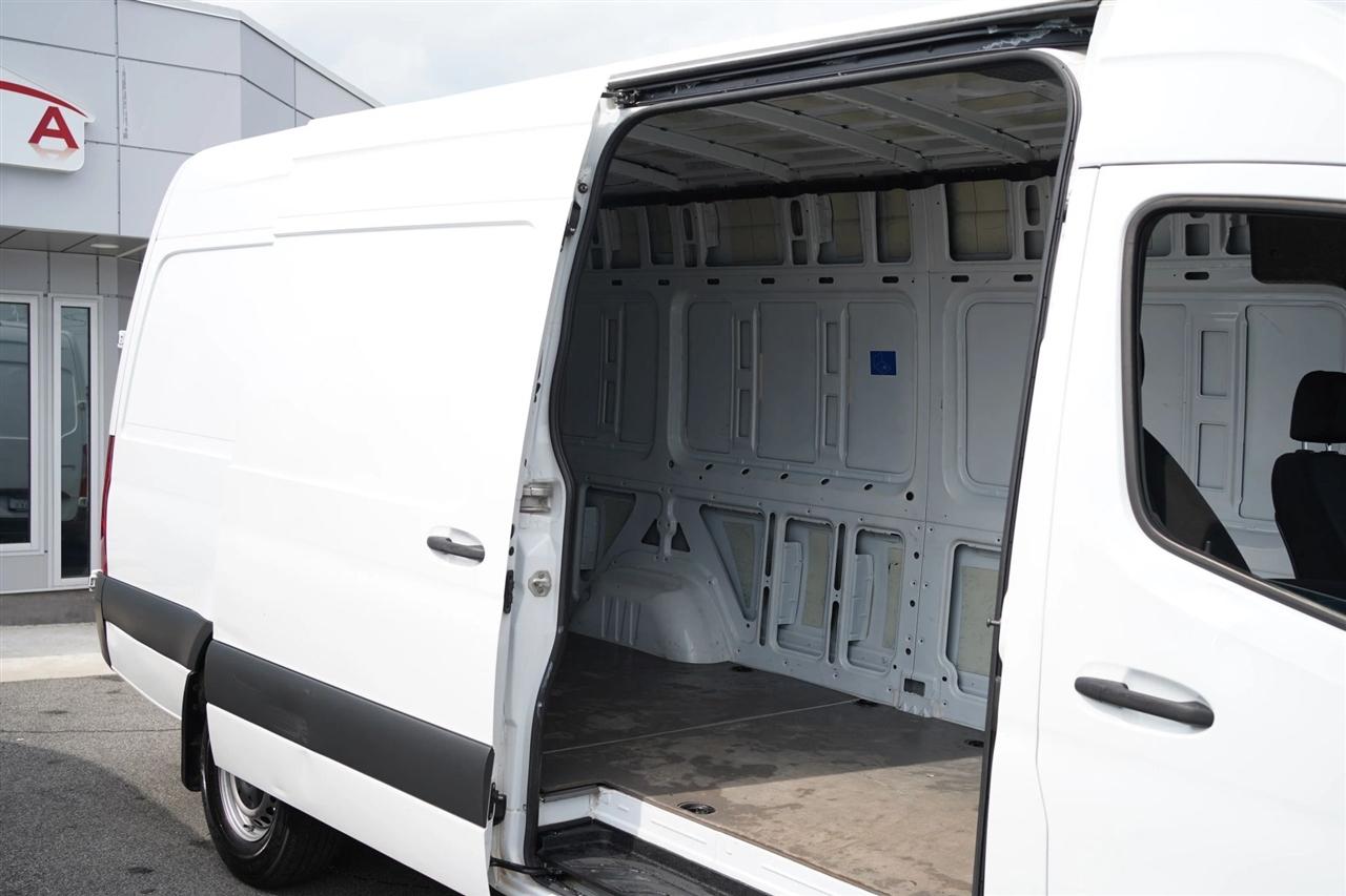 Mercedes-Benz Sprinter 2500 170-in. WB 2023