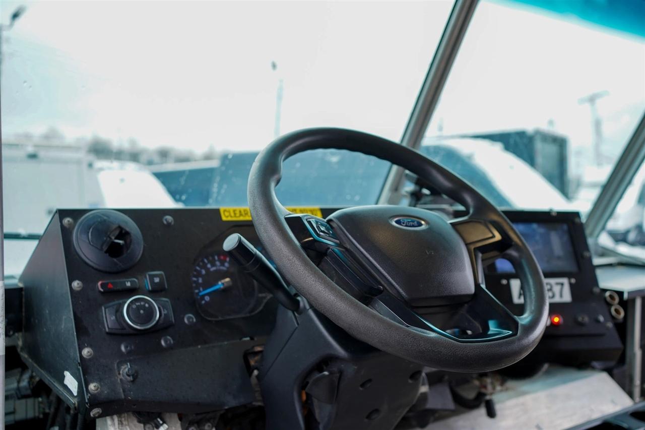 Ford Stripped Chassis  2021