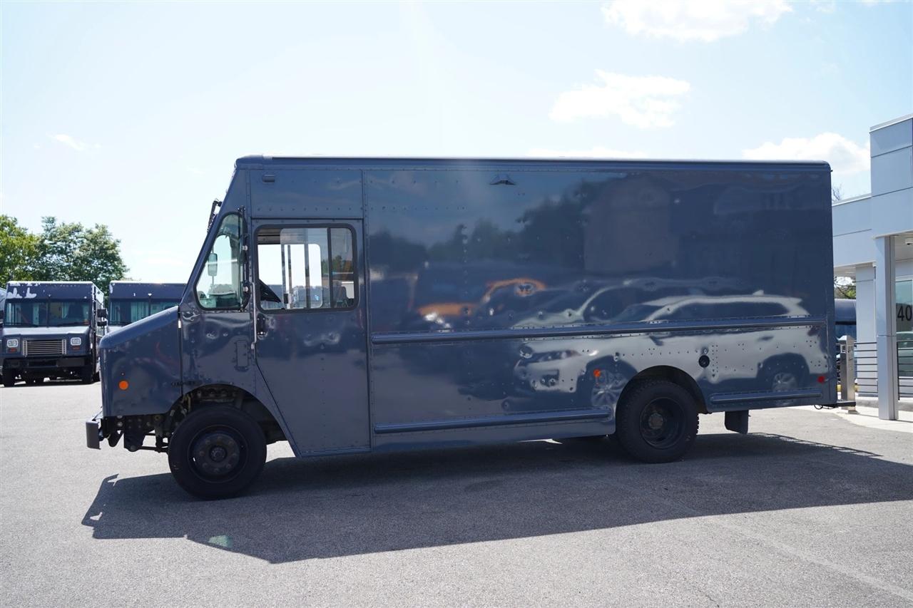 Ford Stripped Chassis  2020