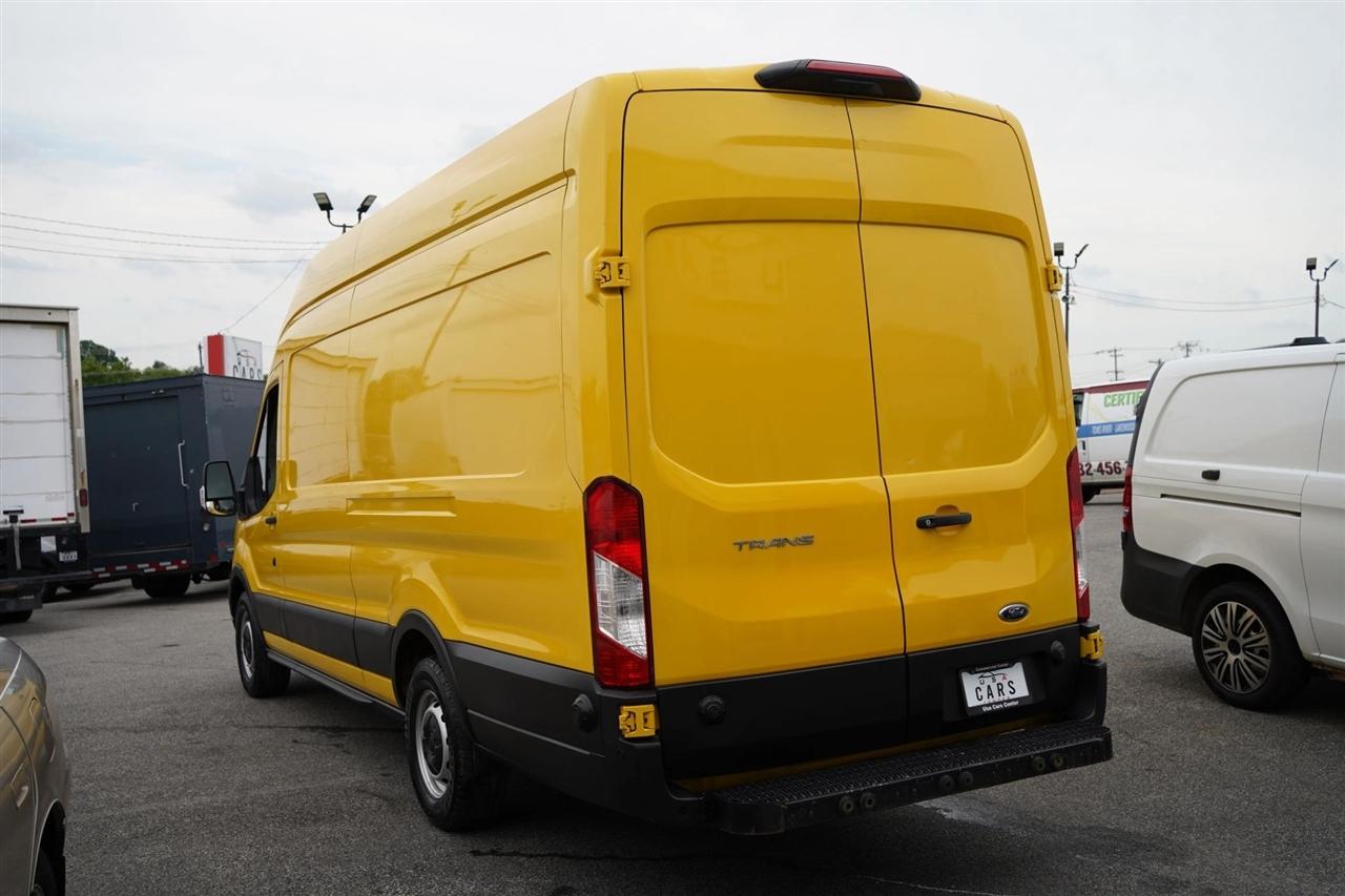 Ford Transit 250 Van High Roof w/Sliding Pass. 148-in. WB EL 2021