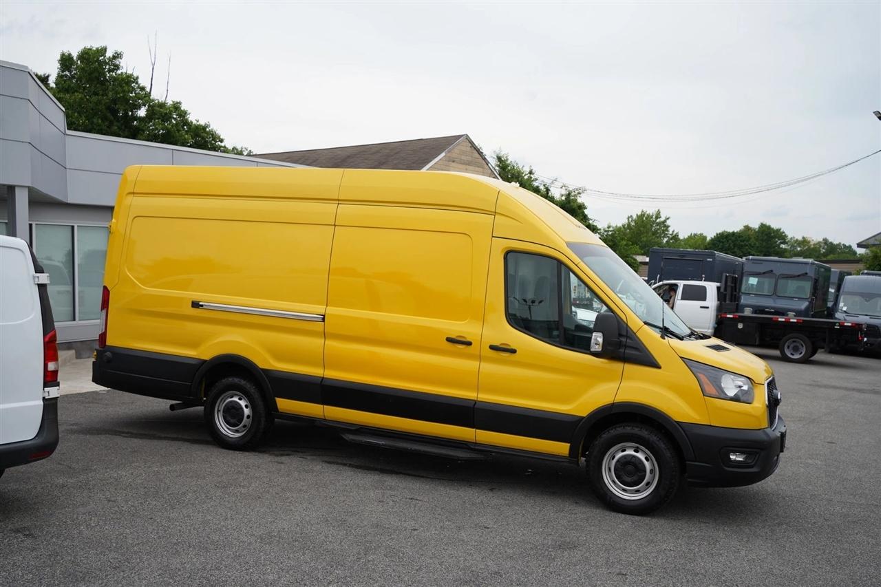 Ford Transit 250 Van High Roof w/Sliding Pass. 148-in. WB EL 2021