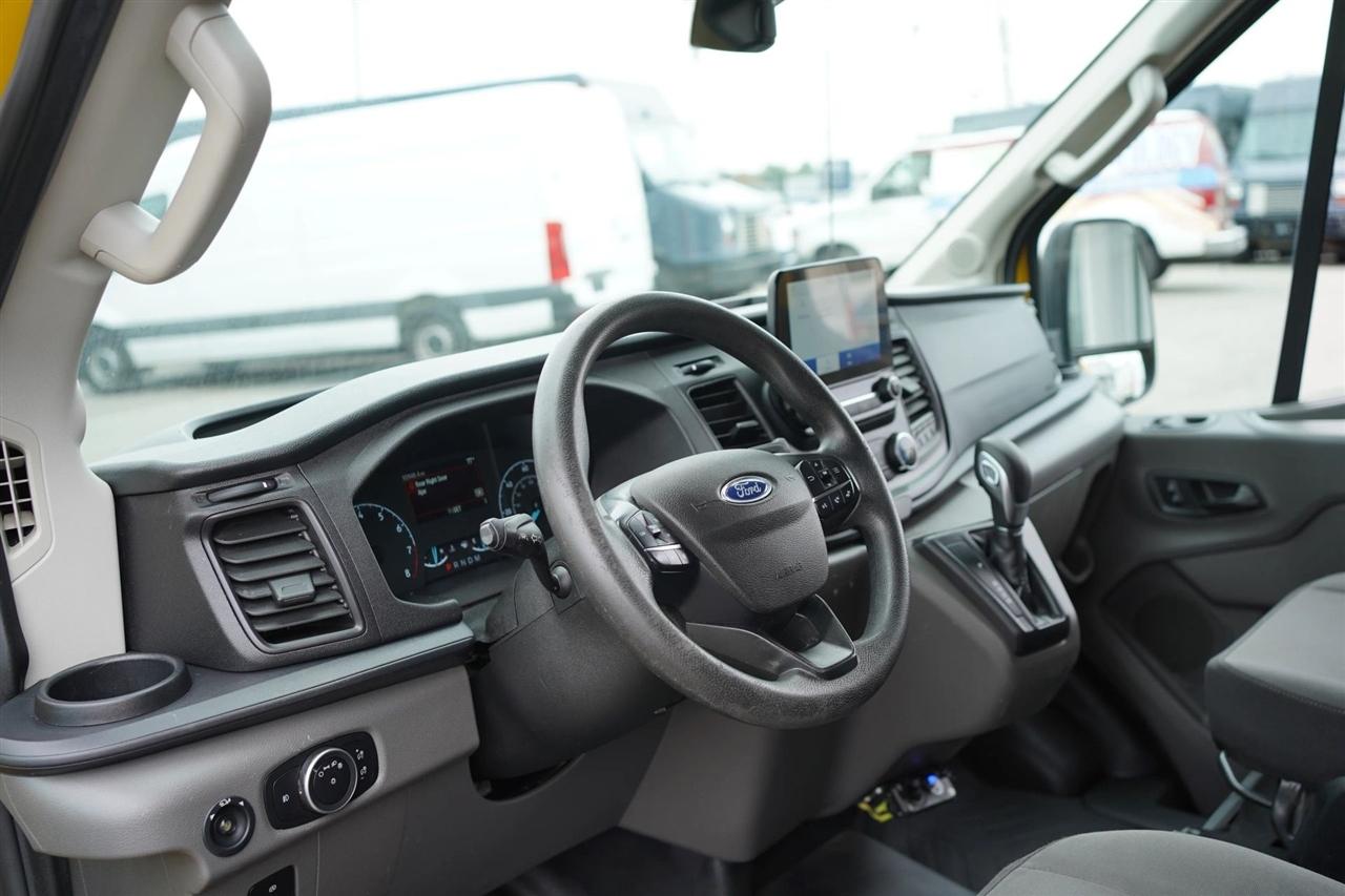 Ford Transit 250 Van High Roof w/Sliding Pass. 148-in. WB EL 2021