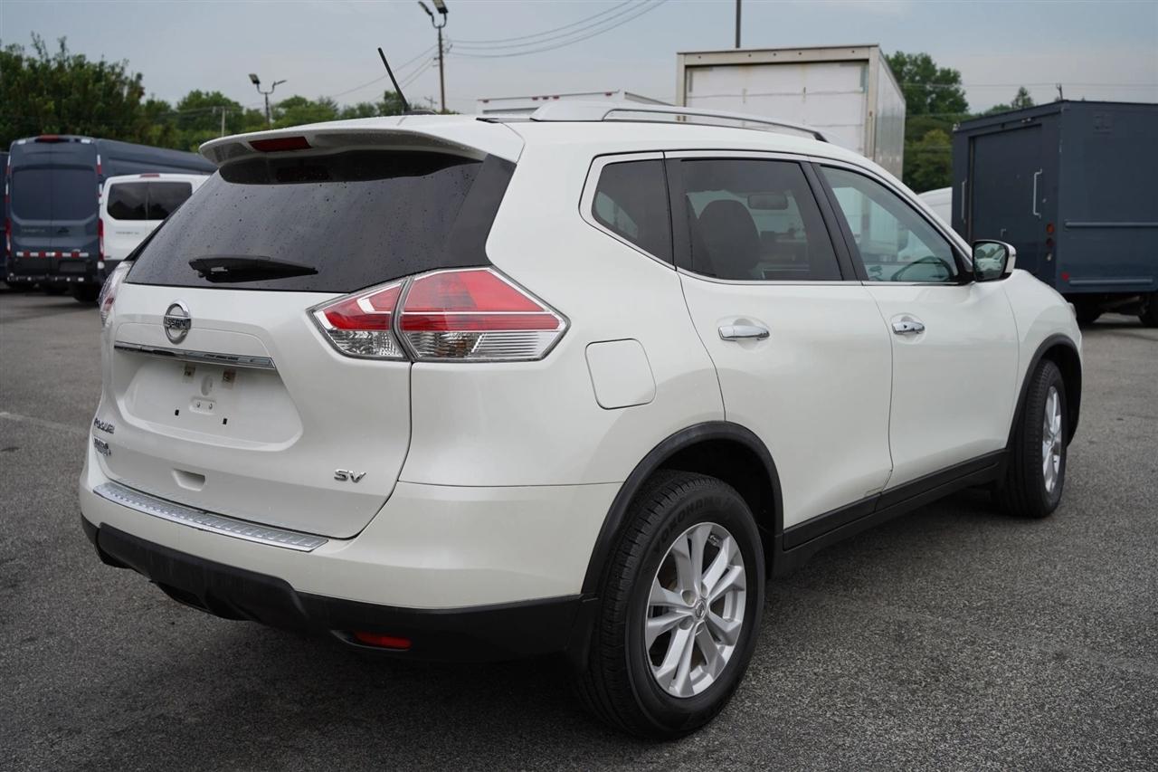 Nissan Rogue SV 2WD 2016