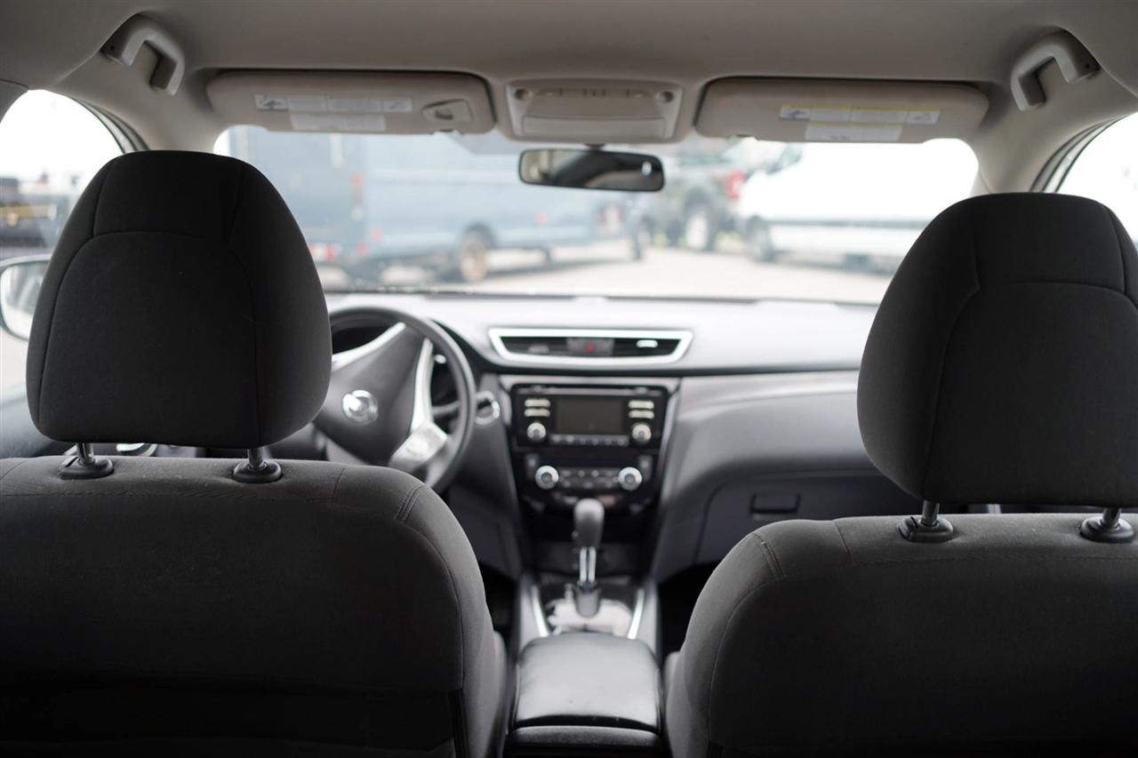 Nissan Rogue SV 2WD 2016