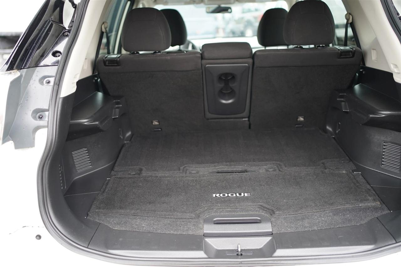 Nissan Rogue SV 2WD 2016