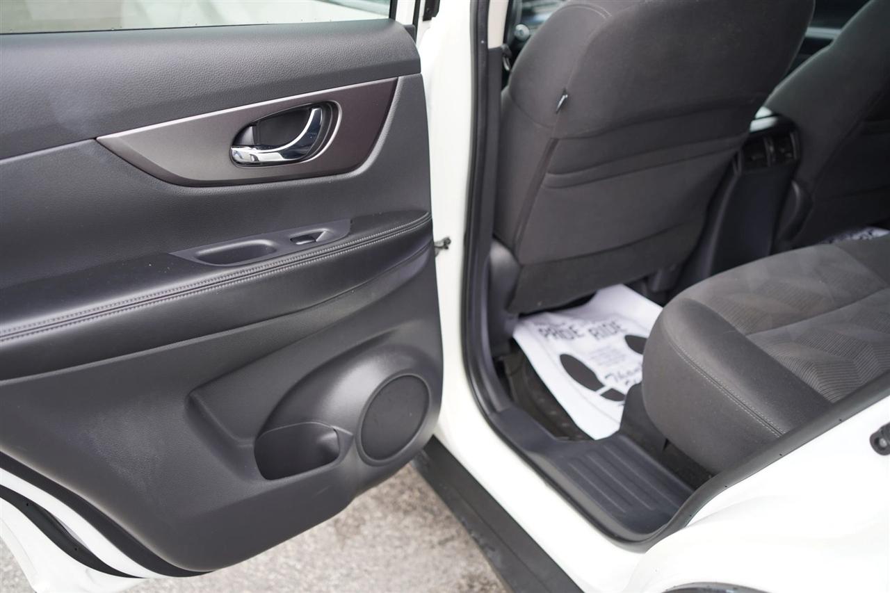 Nissan Rogue SV 2WD 2016