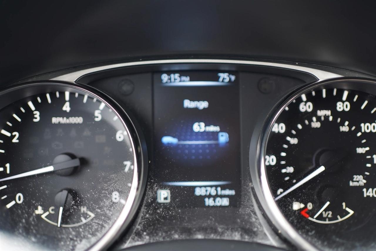 Nissan Rogue SV 2WD 2016
