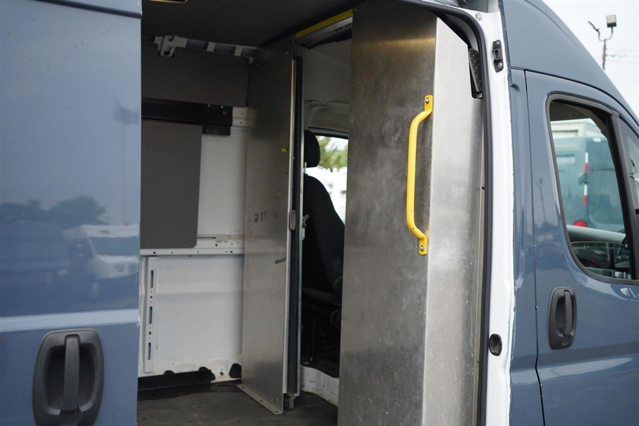 RAM Promaster 2500 High Roof Tradesman 159-in. WB 2018