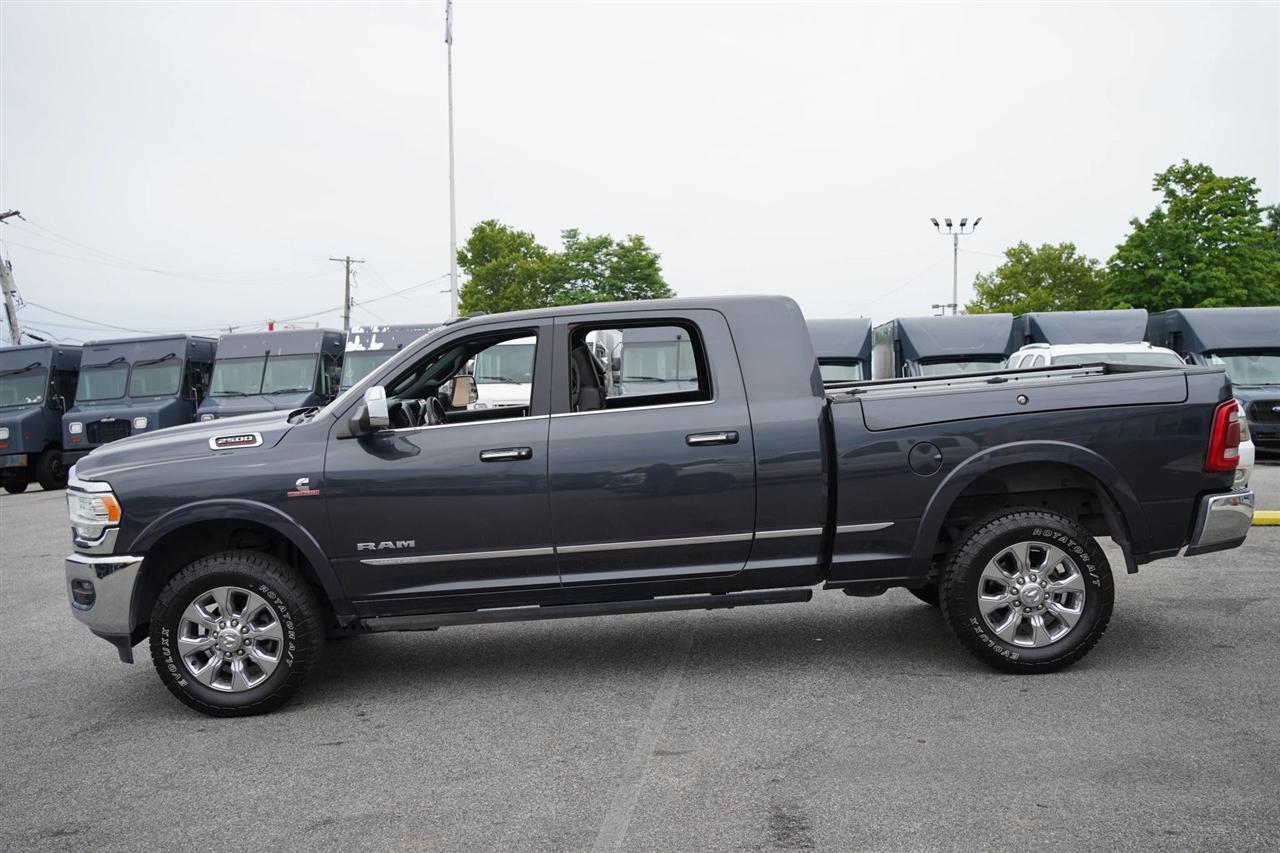 RAM 2500 Limited Mega Cab 4WD 2021
