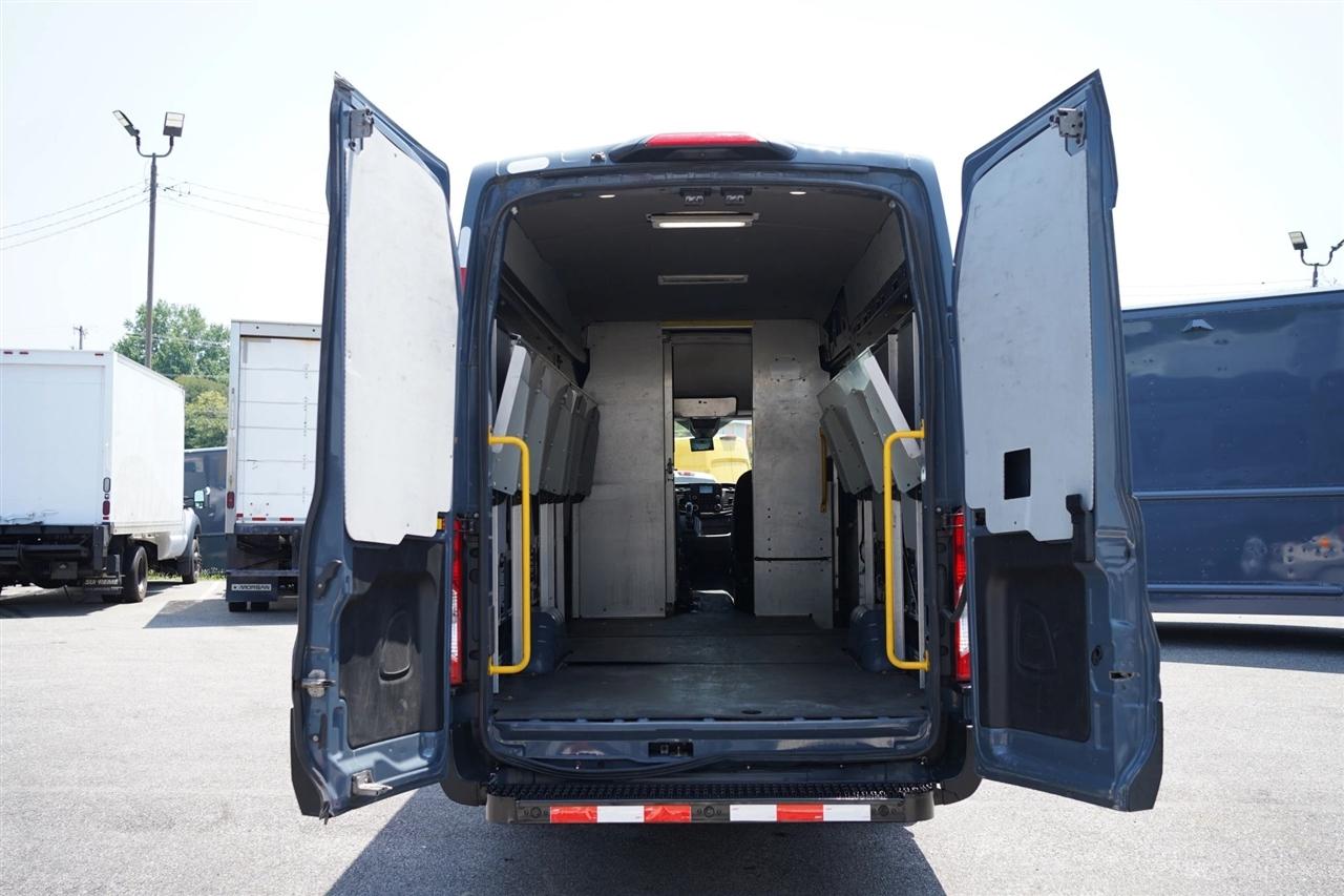 Ford Transit 250 Van High Roof w/Sliding Pass. 148-in. WB EL 2020