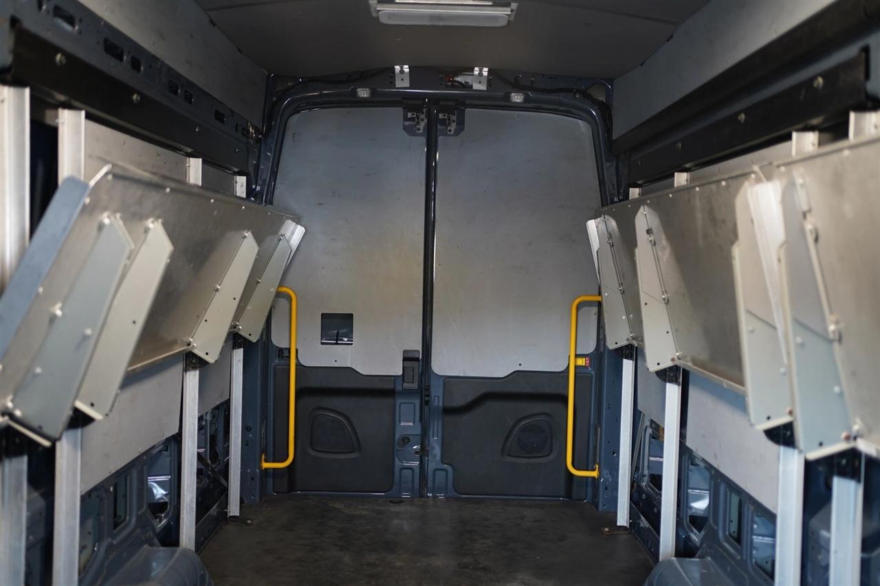 Ford Transit 250 Van High Roof w/Sliding Pass. 148-in. WB EL 2020