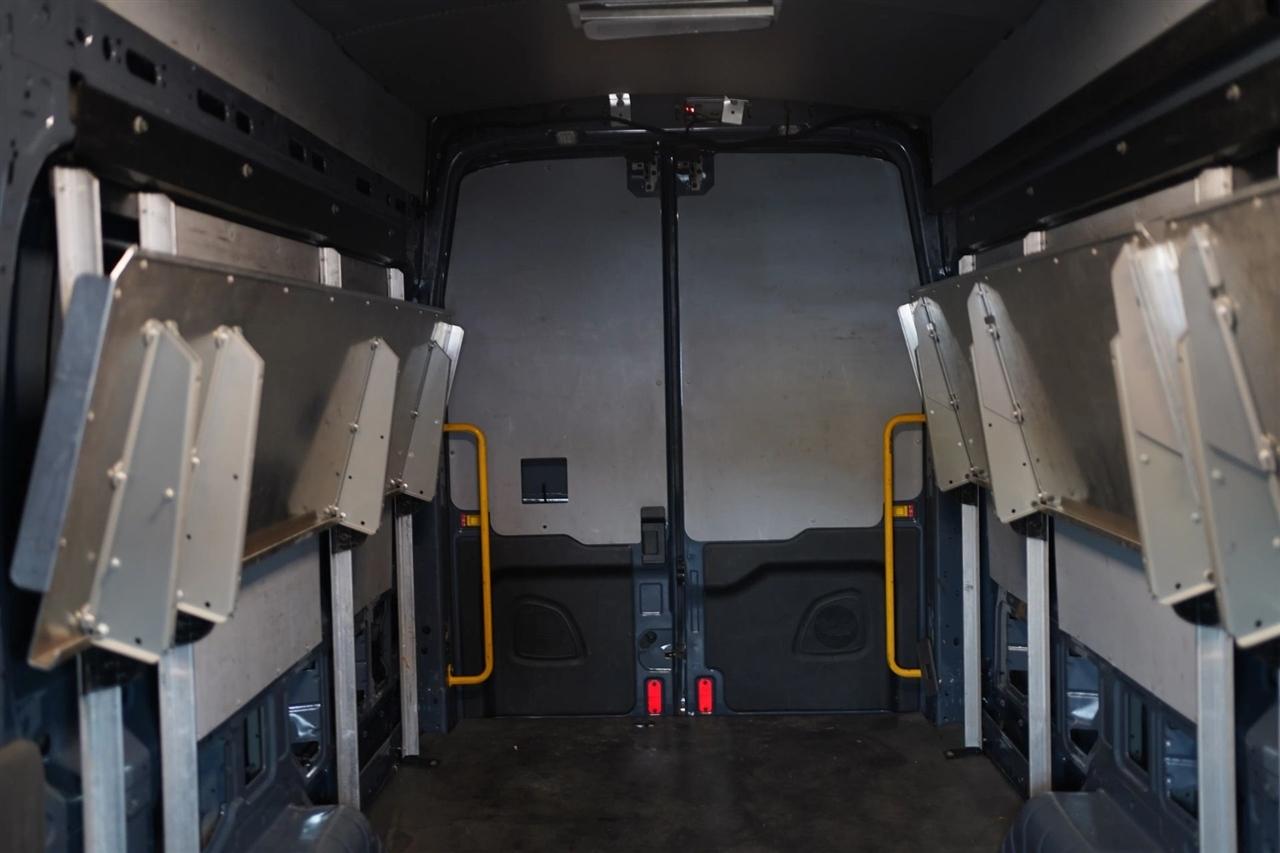 Ford Transit 250 Van High Roof w/Sliding Pass. 148-in. WB EL 2020