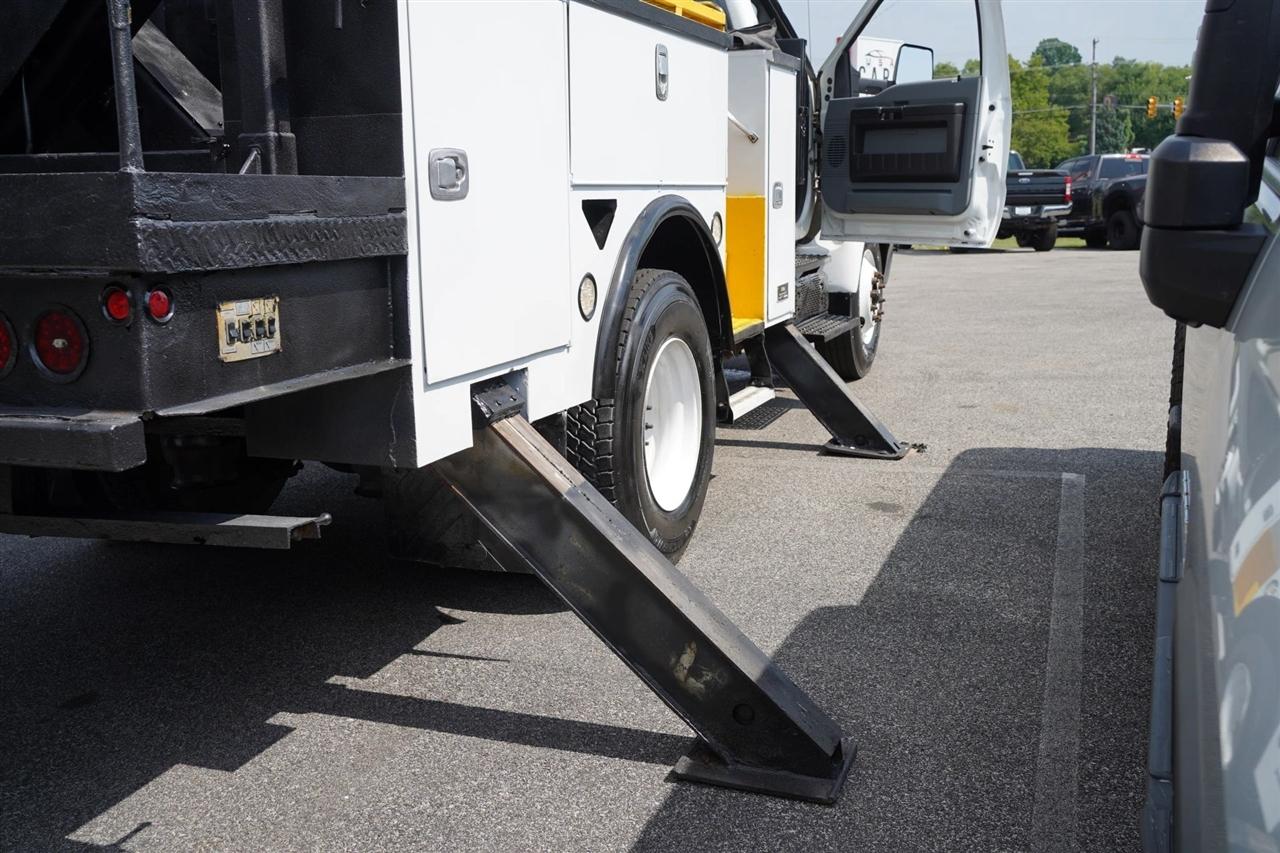 Ford F-750 Regular Cab 2WD DRW 2015