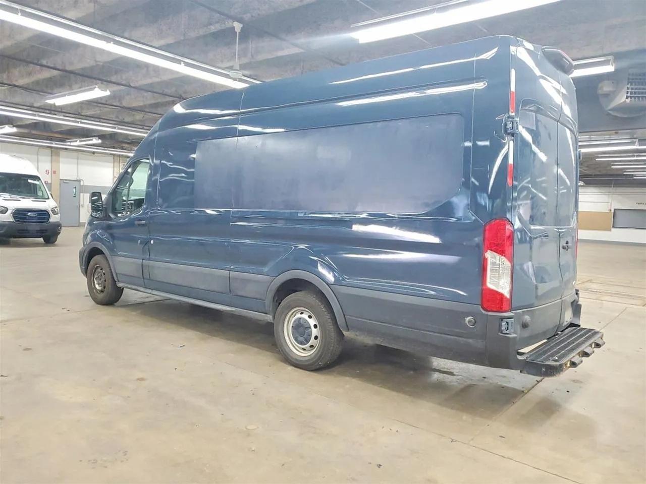 Ford Transit 250 Van High Roof w/Sliding Pass. 148-in. WB EL 2020
