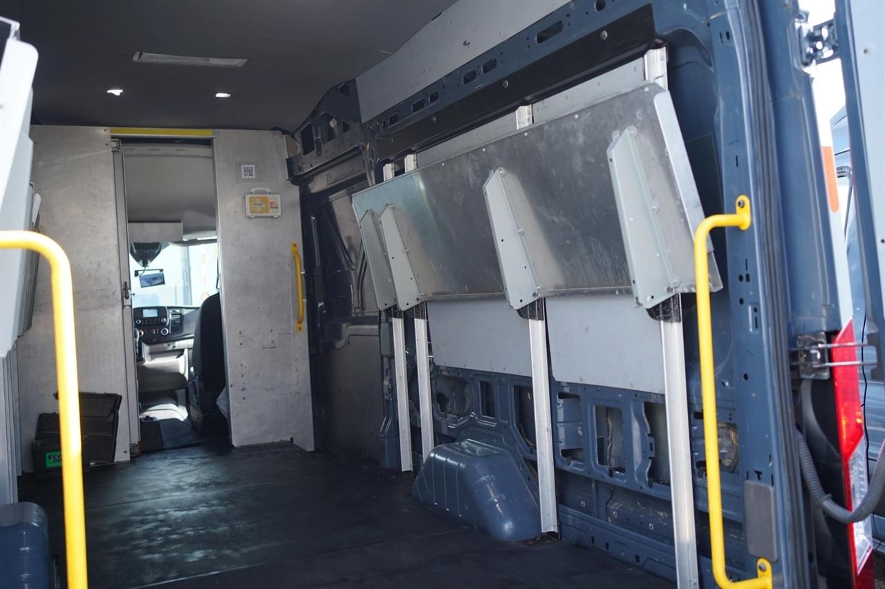 Ford Transit 250 Van High Roof w/Sliding Pass. 148-in. WB EL 2020