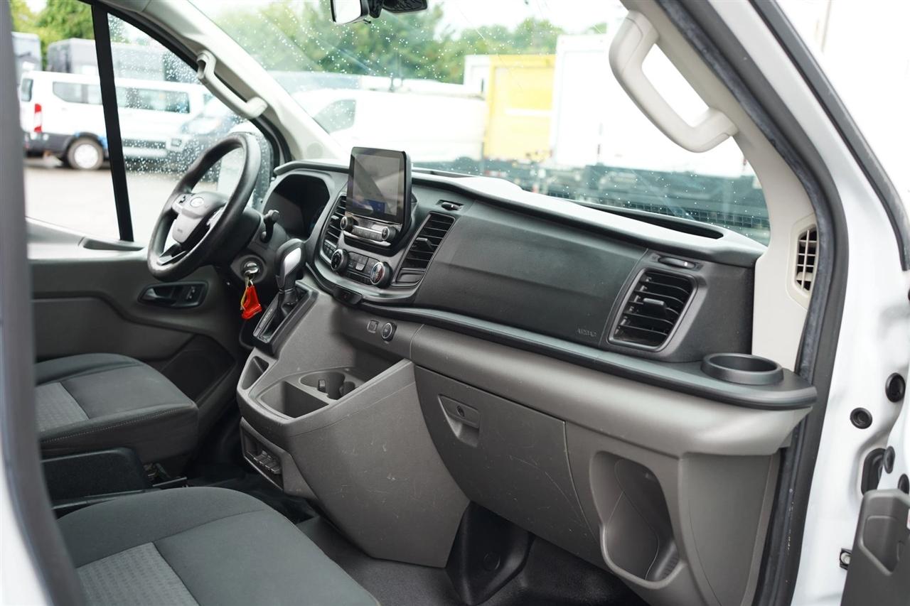 Ford Transit 150 Van Low Roof w/Sliding Pass. 130-in. WB 2020