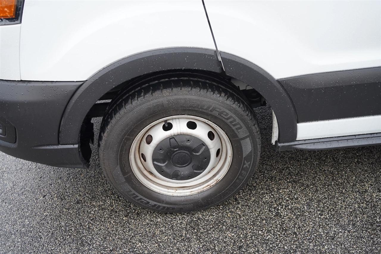 Ford Transit 150 Van Low Roof w/Sliding Pass. 130-in. WB 2020